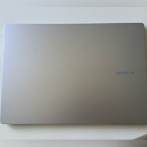 Samsung Galaxy Book 4 Edge 16”